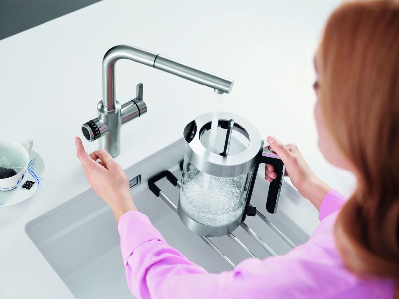 BLANCO EVOL-kitchen-smart_sustainable-tap