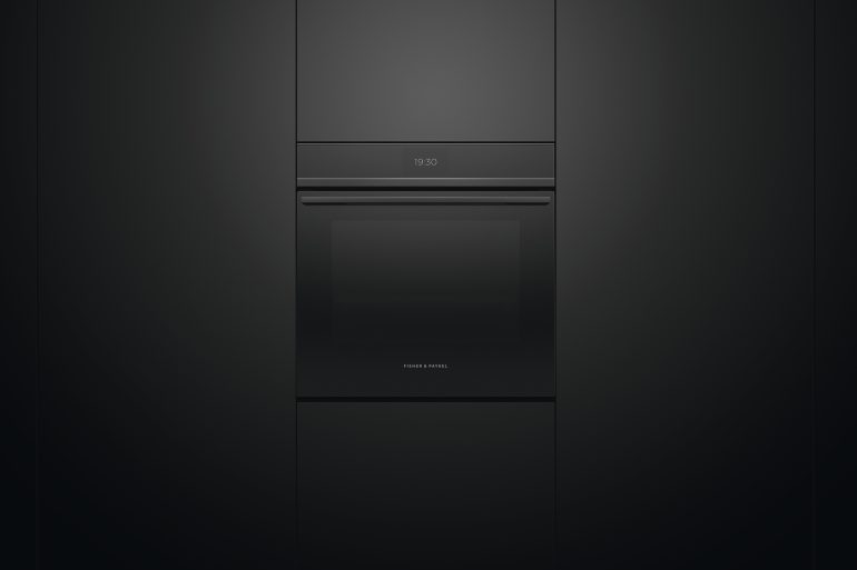 Fisher & Paykel Red Dot Award Touchscreen Oven