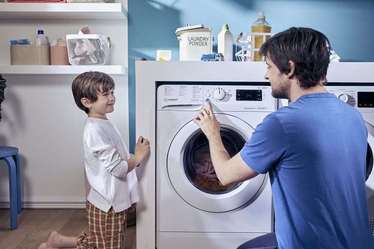 Indesit #doittogethercampaign