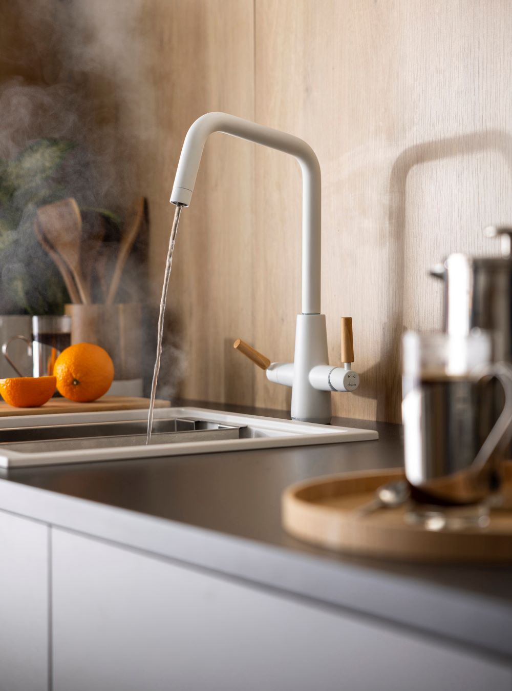 Abode has launched Pronteau Scandi-X instant hot water taps, the UK’s first Scandinavian-style instant hot water tap