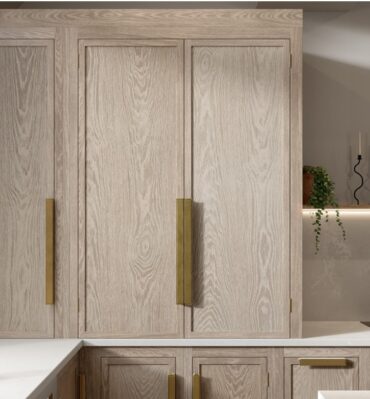 Kitchens-Review-Harvey-Jones-Shaker-Slim-Kitchen