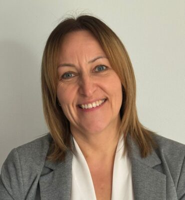 Kitchens_Review-Lynn-Statham-New-PJH-HOP