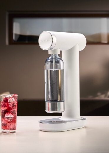 Kitchens-Review-SMEG-Soda-Maker.