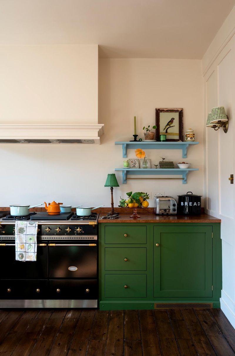 Kitchens-Review-TheReal Shaker Kitchen-deVOL_Wonky-Mews-House