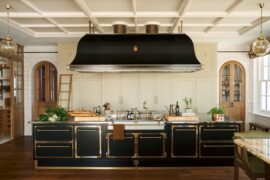 Kitchens-Review-TheClassicEnglishKitchen-deVOL