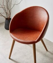Kitchens-Review-ILIV-saddle-cameo