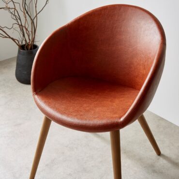 Kitchens-Review-ILIV-saddle-cameo