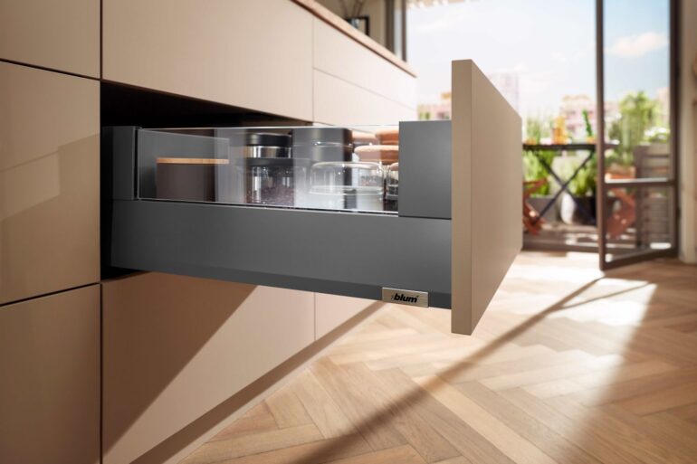 Kitchens-Review-Blum-introduces-new-MERIVOBOX-solution-to-the-UK.