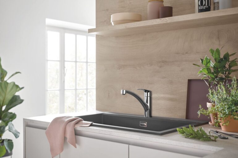 Kitchens-Review-CSR Efforts_GROHE-Eurosmart-Kitchen-with-EcoJoy-