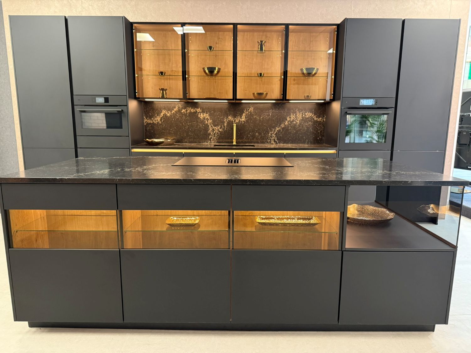 Kitchens-Review-Kutchenhaus-Barnstaple-kitchen-display