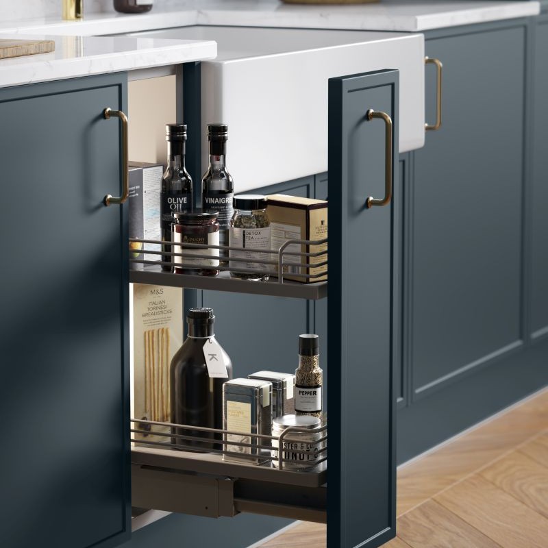 Kitchens-Review-Smart-pantry-Storage-WREN_S113_SHAKER
