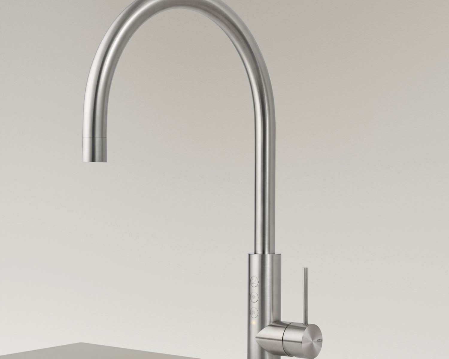 Kitchens-Review-ETW29_satin-finish