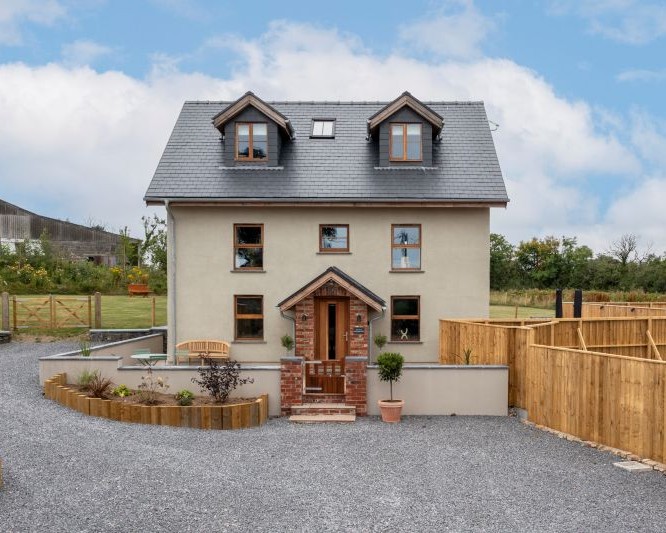 Kitchens_Review-RAK-Ceramics-DRG-Interiors-Parsonage-Farm-