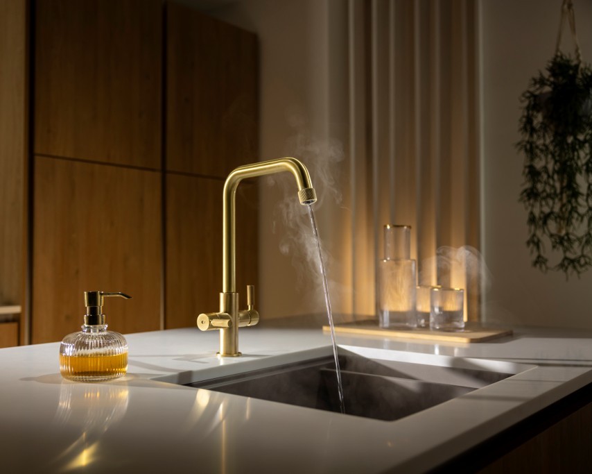 The-new-Abode-Persona-tap