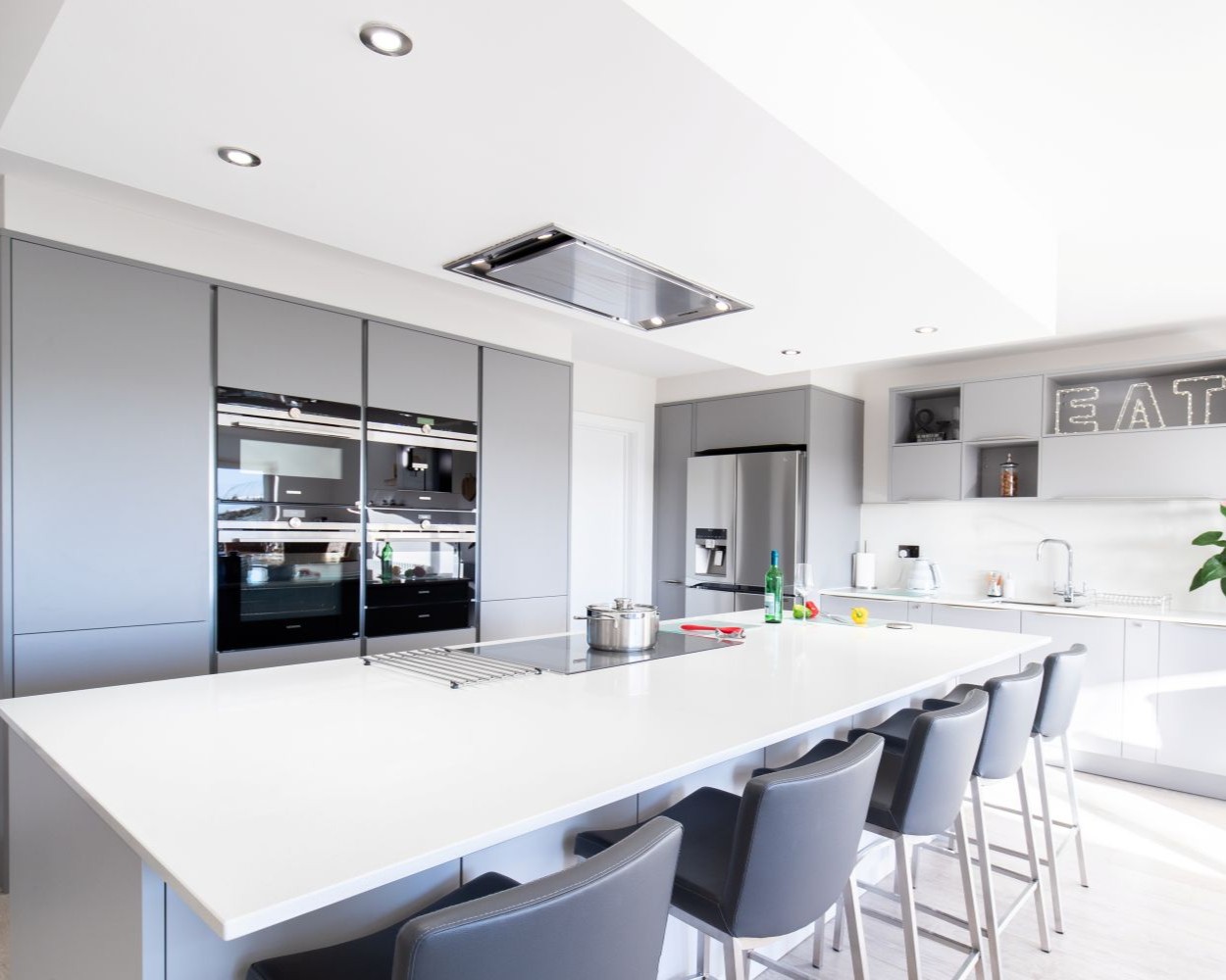 Cotton-Star-Kitchen
